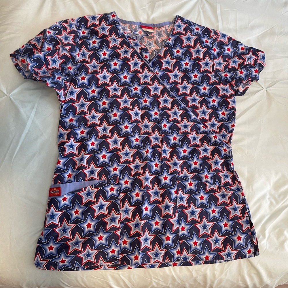 Dickies scrub top. Stars design. Size is either small or xsmall, label has faded
